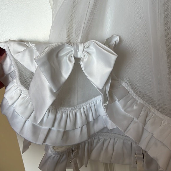 Victoria’s Secret Bridal Lingerie - Picture 3 of 7